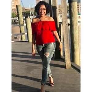 Meet your Posher, Lauren